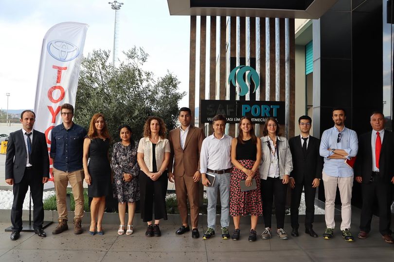 We had the pleasure of hosting Ms. Shazia Bilal, Vehicle Logistics Purchasing Manager at Toyota Motor, Ms. Büşra Saraçoğlu, Purchasing Specialist, Mr. Serkan Ergun, Turkey Logistics Center Manager, Mr. Mehmet Can Us, Logistics Engineer, Ms. Emmelia Ragkousi, Network Sustainability Specialist Engineer, Ms. Güler Çubukçu, Planning and Documentation Specialist, and Mr. Santiago Martinez, Purchasing Specialist, at our port..