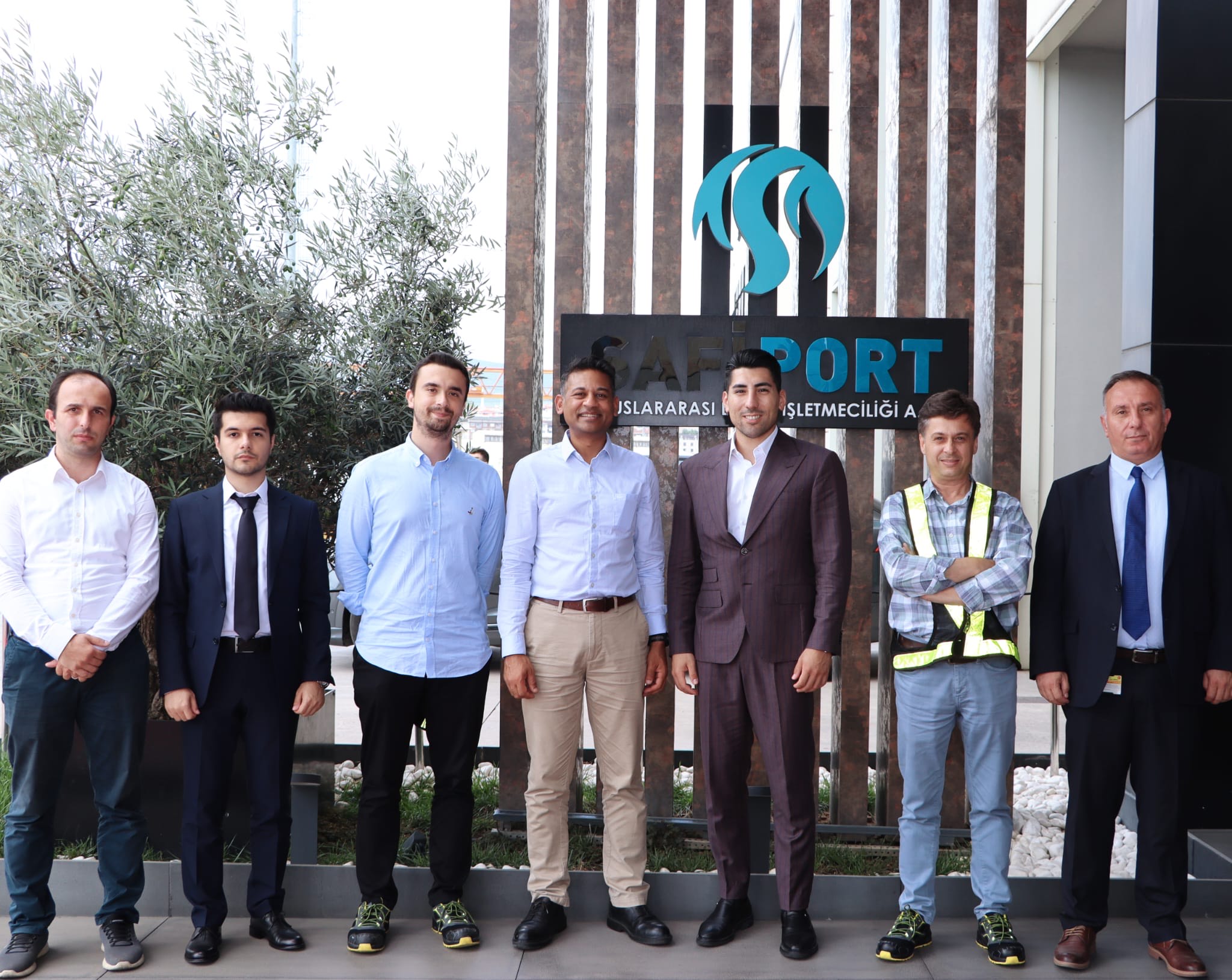 We welcomed Mr. Amit Pursooth, Head of Vehicles Supply Chain of Toyota Motor, Mr. Serkan Ergun, Logistics Center Manager of Turkey and Mr. Mehmet Can Us, Logistics Engineer at our port. We would like to thank Toyota Motor officials for their kind visit where our cooperation and ongoing operations were discussed.