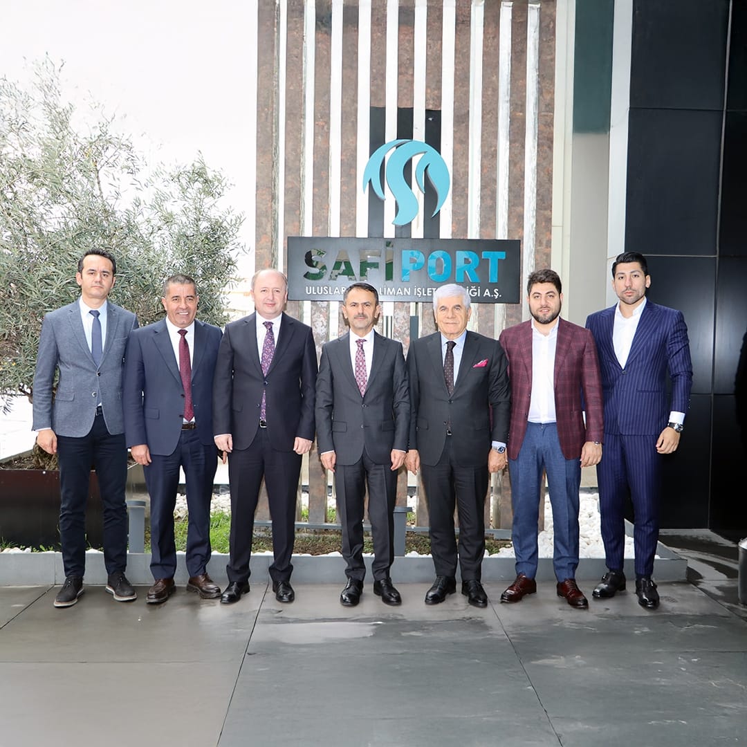 We welcomed Kocaeli Governor Mr. İlhami Aktaş and Kocaeli Regional Port President Mr. Erol Ekmekci at our port.  We would like to thank our Governor and Regional Port President for their kind visit.