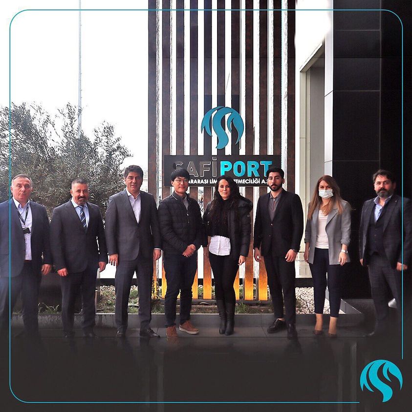 During the visit to our port by Hyundai Glovis Turkey's representative delegation, opinions were exchanged with Car Carrier Coordinator Mr. J.G. Kim and Car Carrier Manager Mrs. Dilek Ülgen Akanlar about our ongoing operations and future projects.